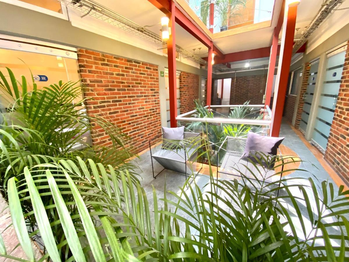 Roomies Hostel Reforma-El Angel Ciudad de México Exterior foto